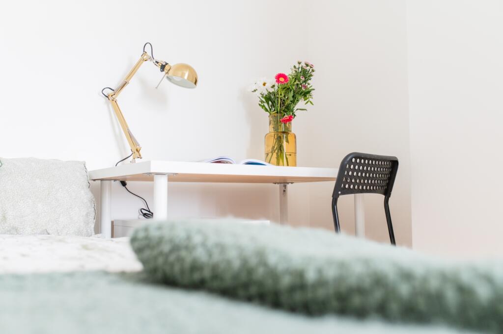 Call 02920 454555 to secure your viewing_23