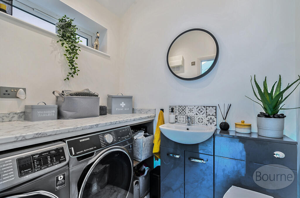 a7ced6aa-cbe7-463...