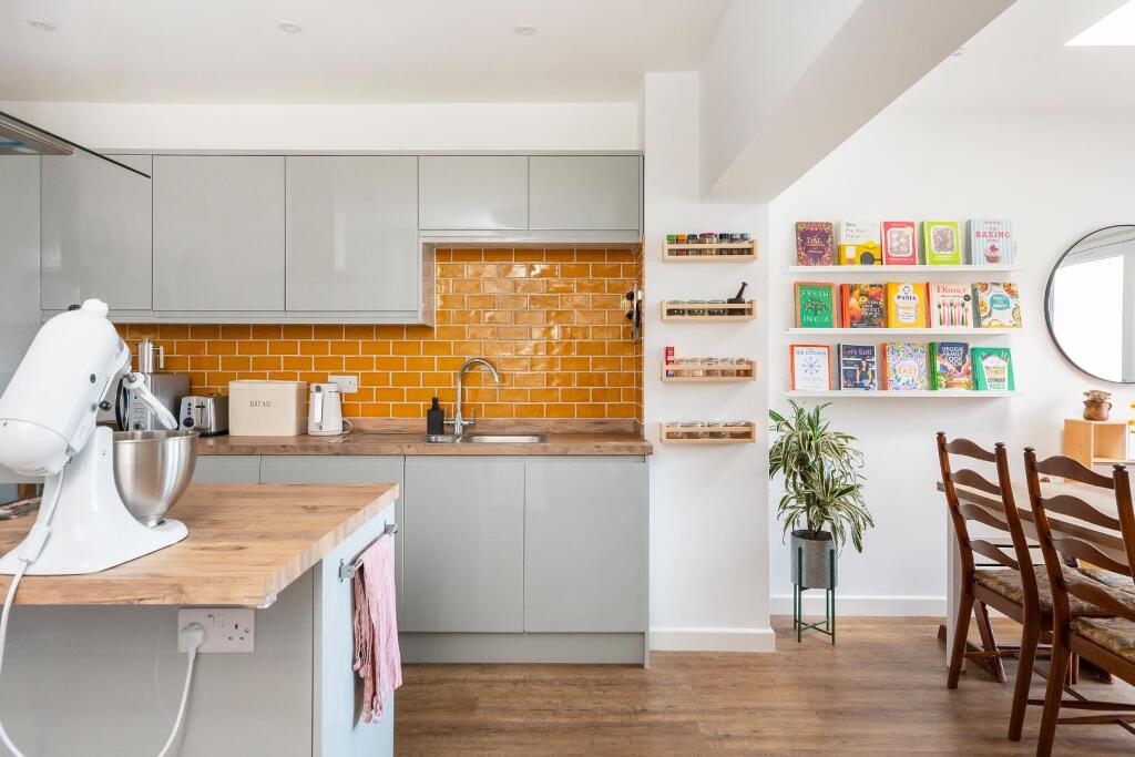 2W0SEN - KitchenDiner G.jpg