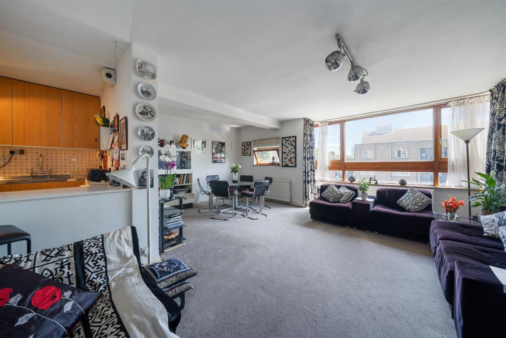 Flat 6, Lancaster Lodge NW3 2UW-4.jpg
