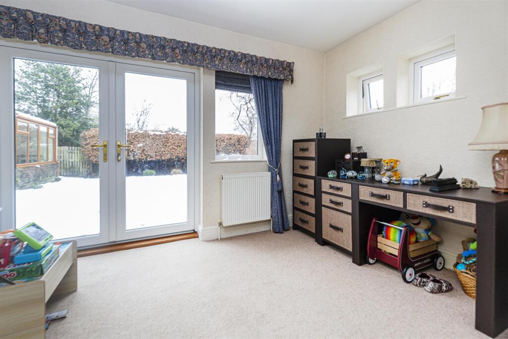 Bramleys Estate Agents - Fenay Lane (32).jpg