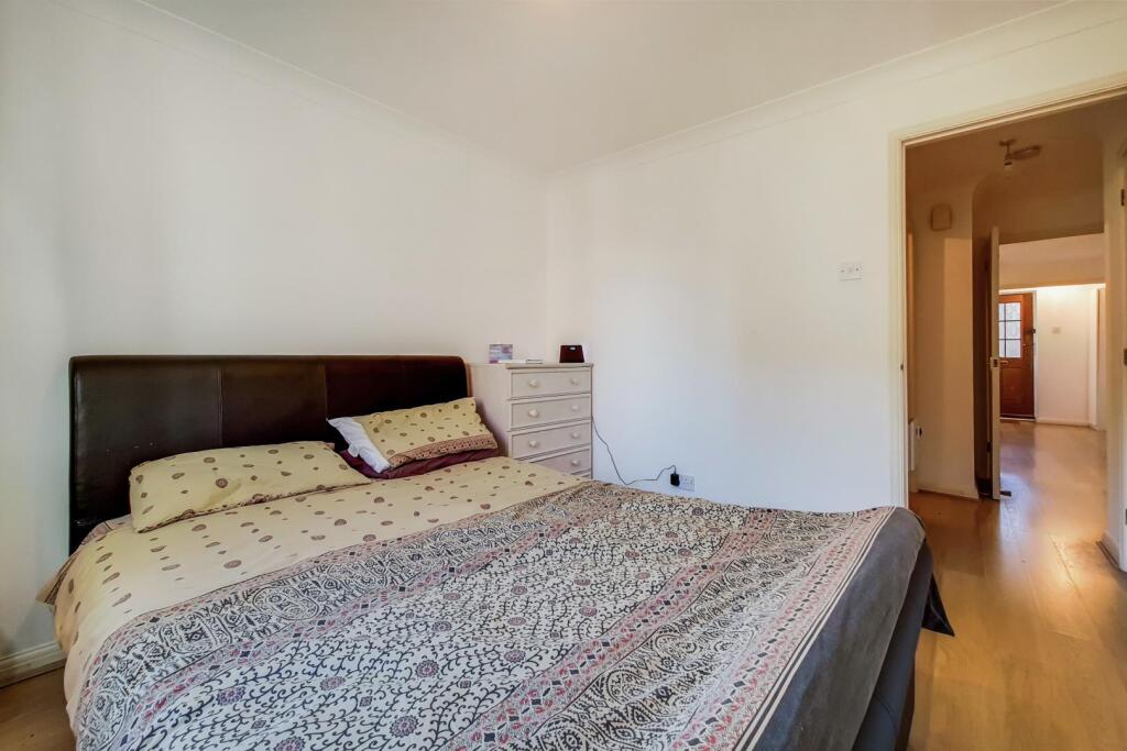5_Bedroom-0.jpg