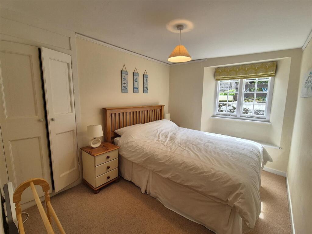 Bedroom 2.jpg