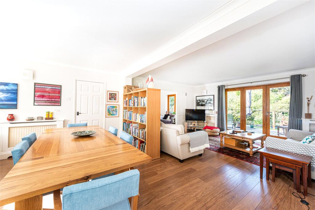 Sitting/Dining Rm