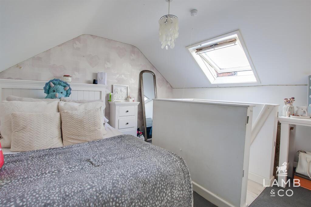 LOFT ROOM/BEDROOM FOUR