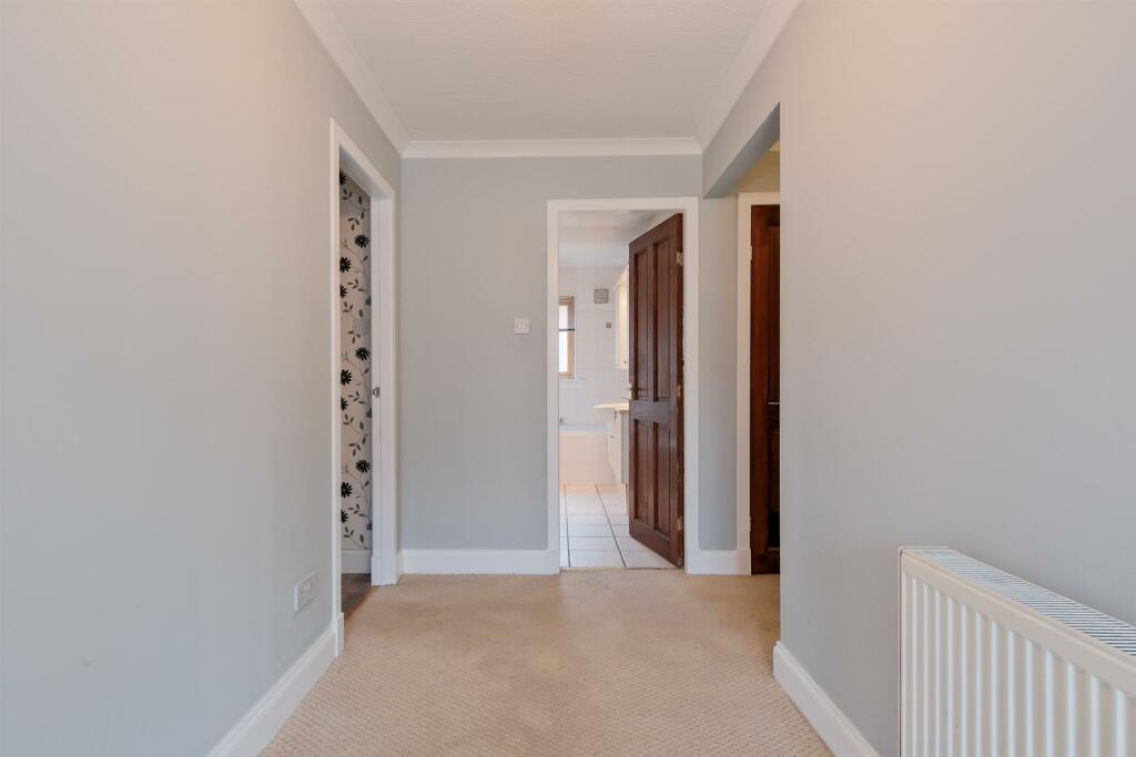 001-371 New Edinburgh Road Bellshill, ML4 3HH.jpg