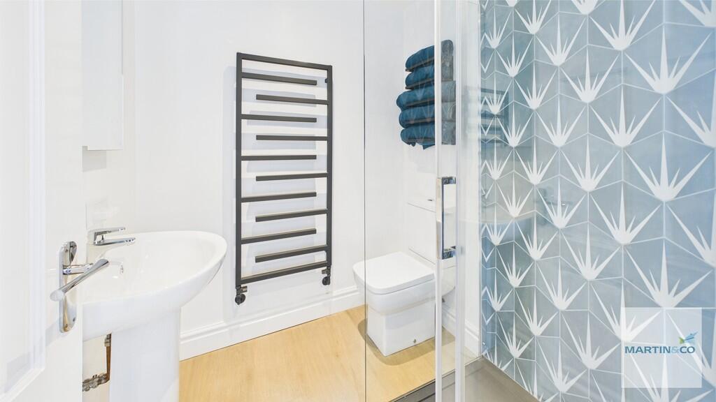 CAM05325G0-PR0028...