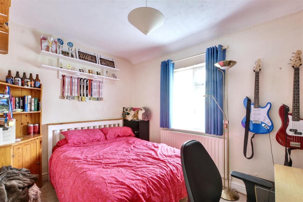 Bedroom 2.jpeg