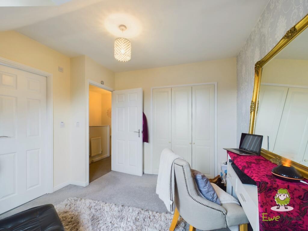 Bedroom5-min