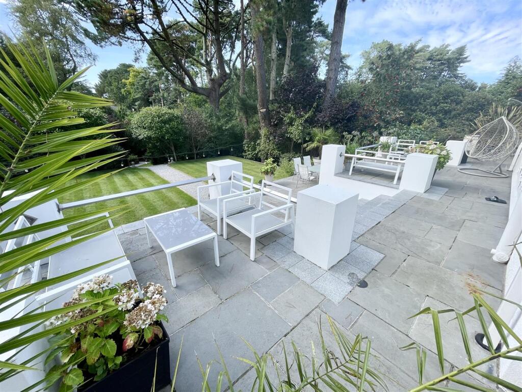patio.jpg