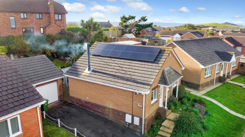 Aerial shot from front