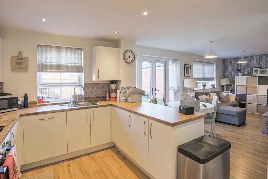 Kitchen Diner