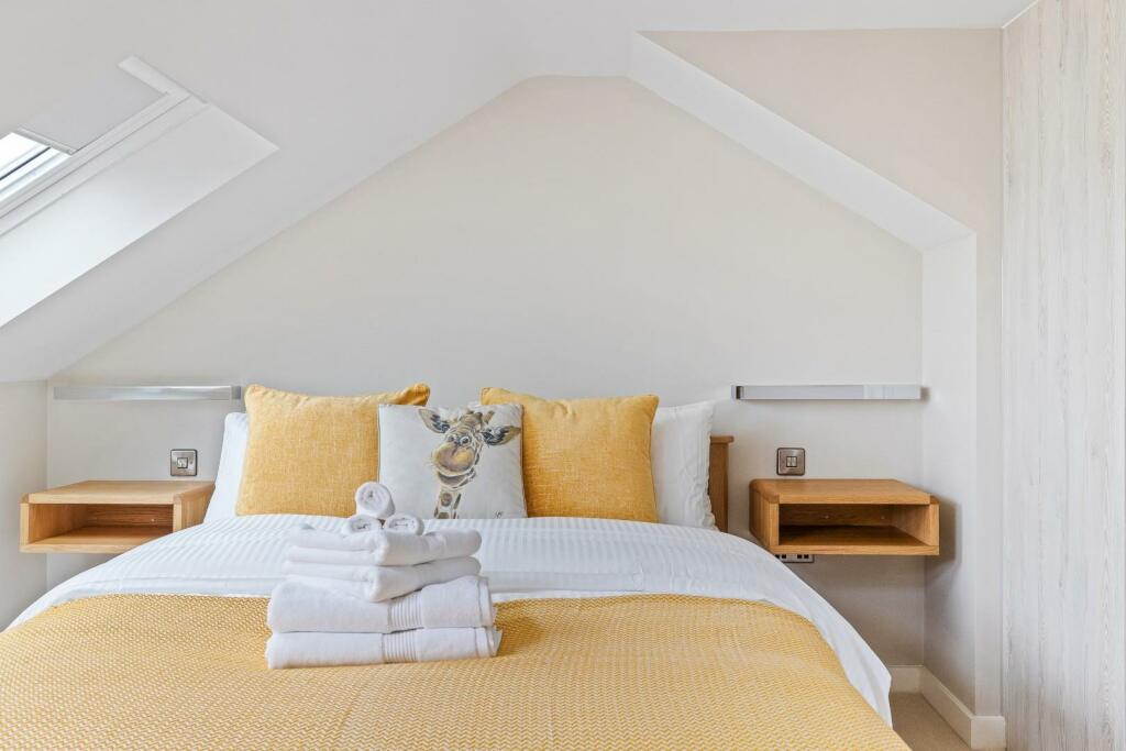 Cecil Avenue, 61(05-31-2023)-17.jpg