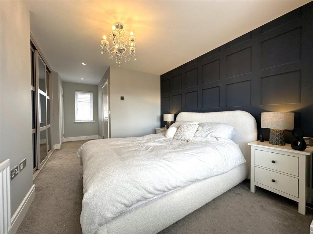 Bedroom One With Fitted Wardrobes 862