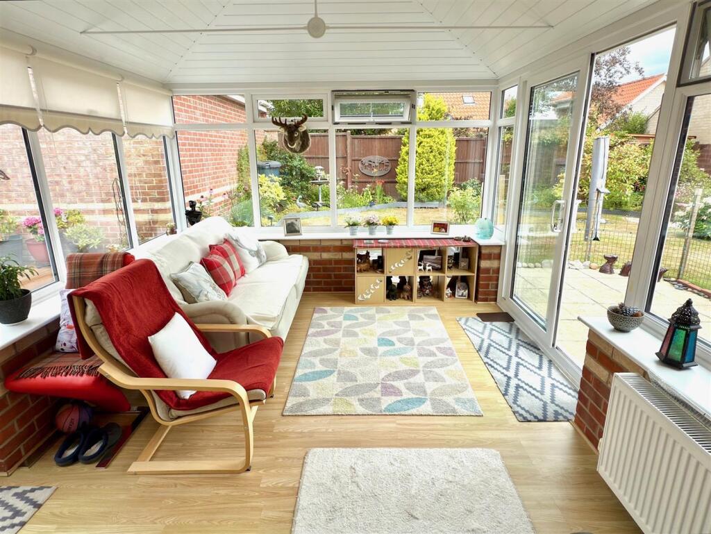 Garden Room Main.jpg