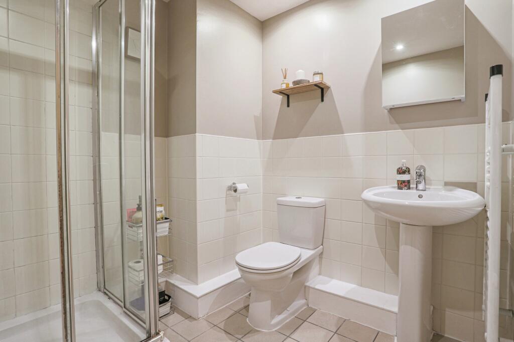 Ensuite