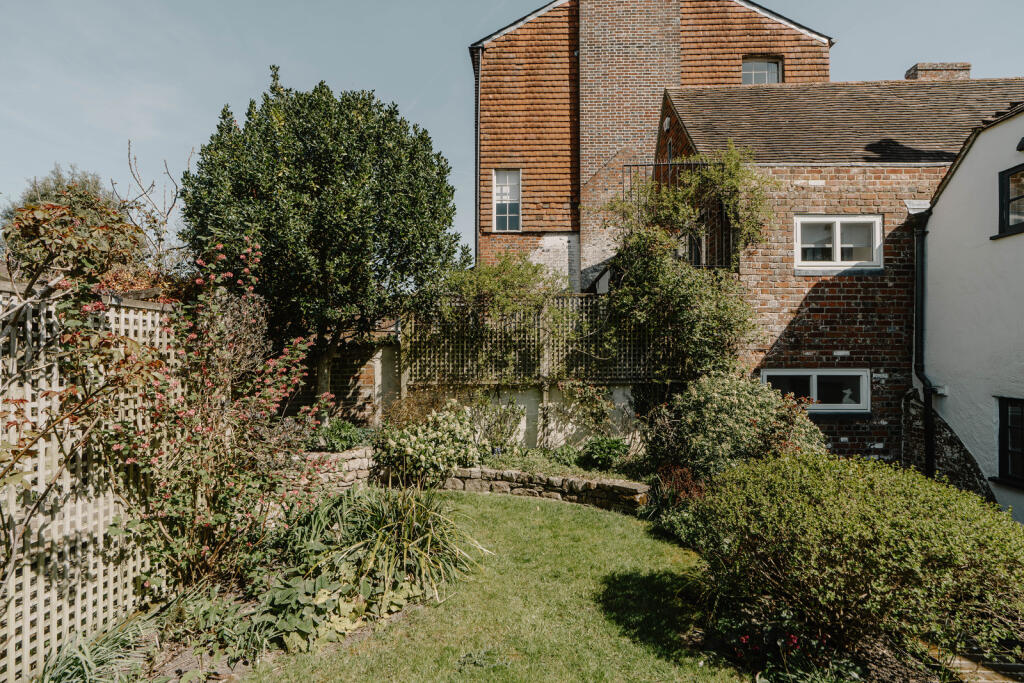 276347 - Silverless Street_High Res-56.jpg