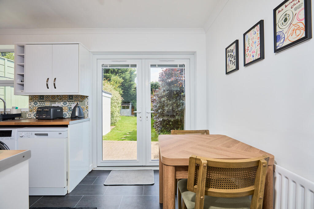 Edward Knight 202...