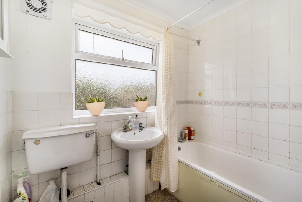 32 Langwith Gardens (Holbeach)-23