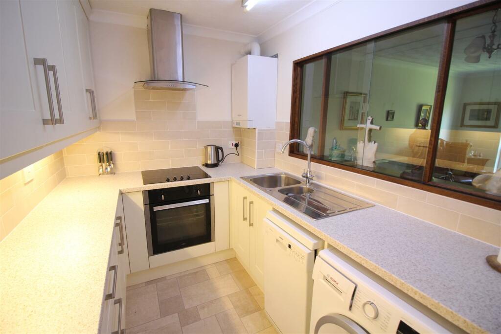 Fitted Kitchen