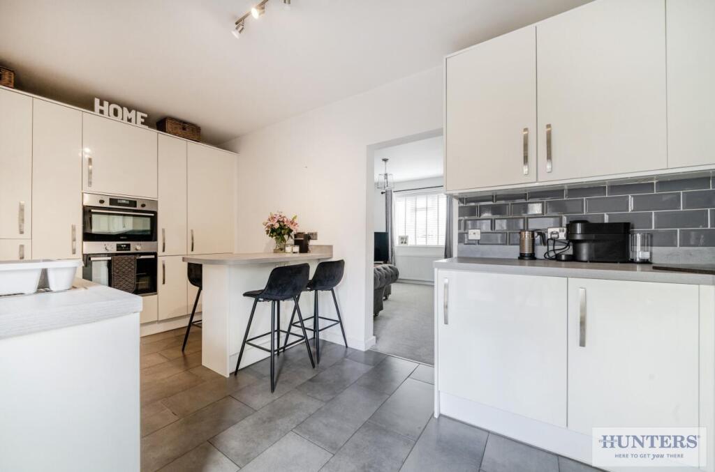 Kitchen/Breakfast Room View 2