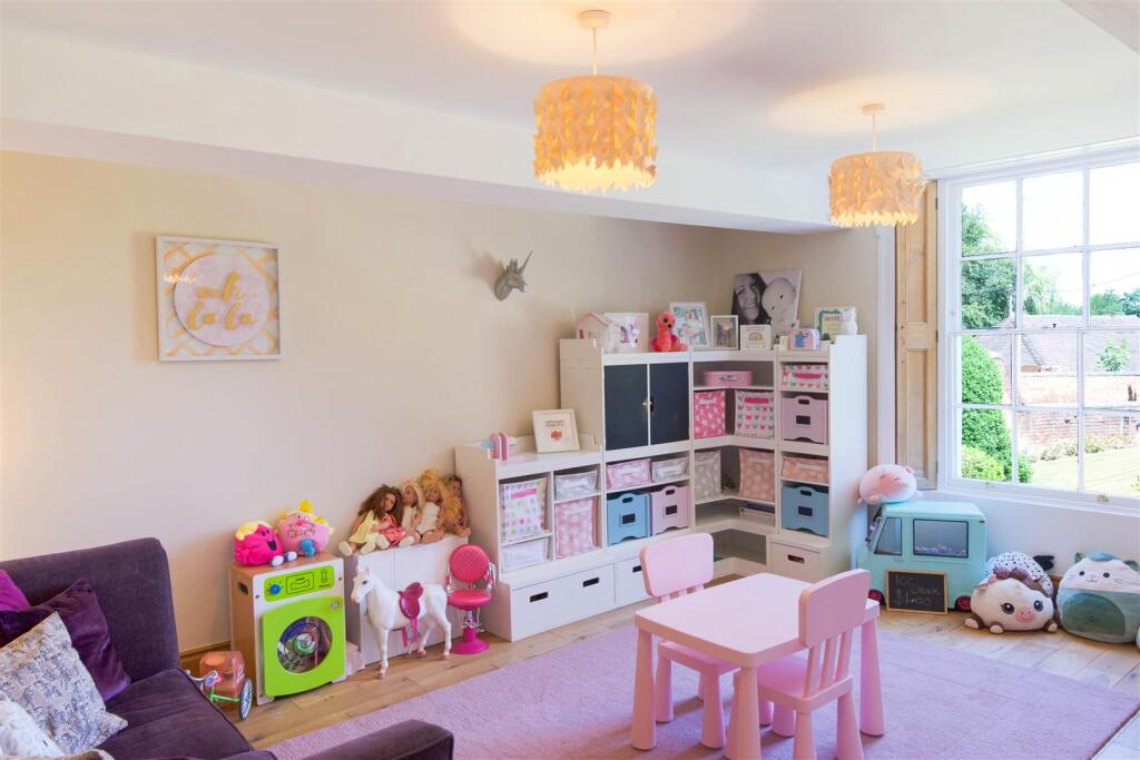 Hammerwhich Place Farm-37.jpg