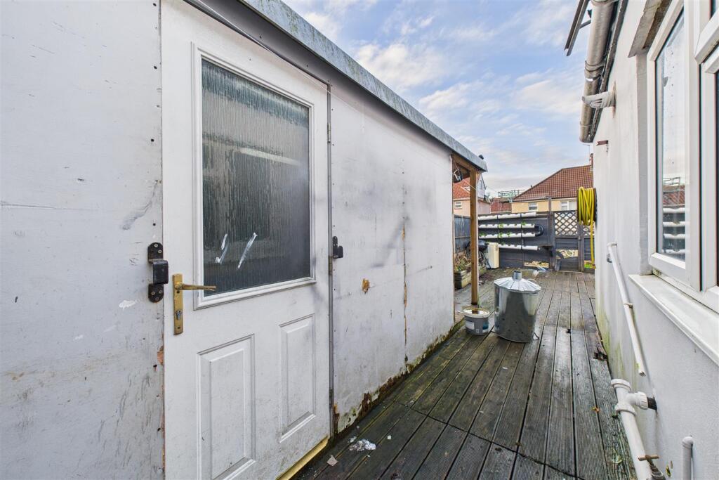 17 Kimberley Road Kingswood, Bristol, BS15 1RG | F