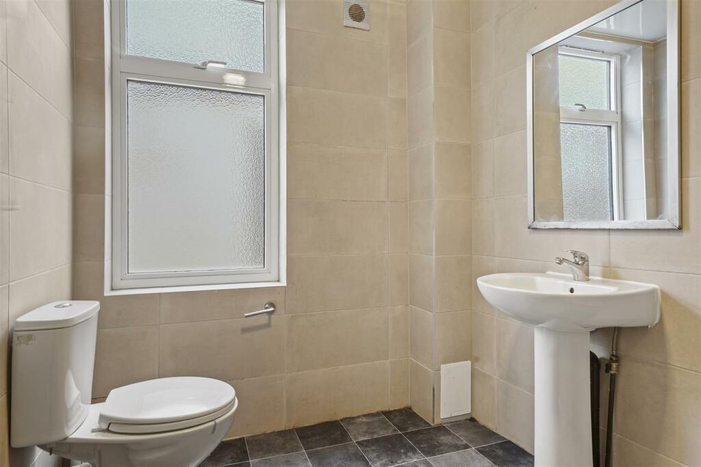 216 Watford Road - uYqO6Kvf68bQr7Vg7RUS.jpg