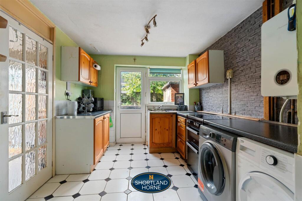 18 Raynor Crescent WM (12 of 20).jpg