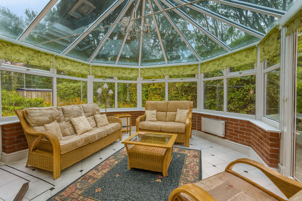 Greenacres,  Fulwood, PR2