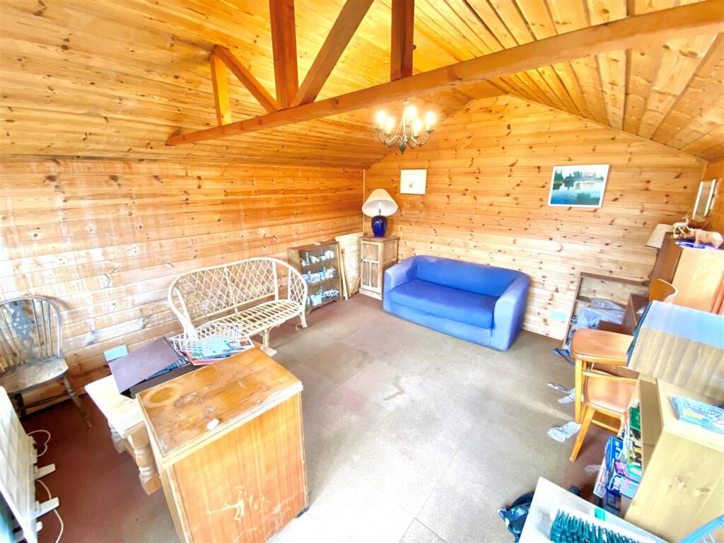 Chalet.jpg