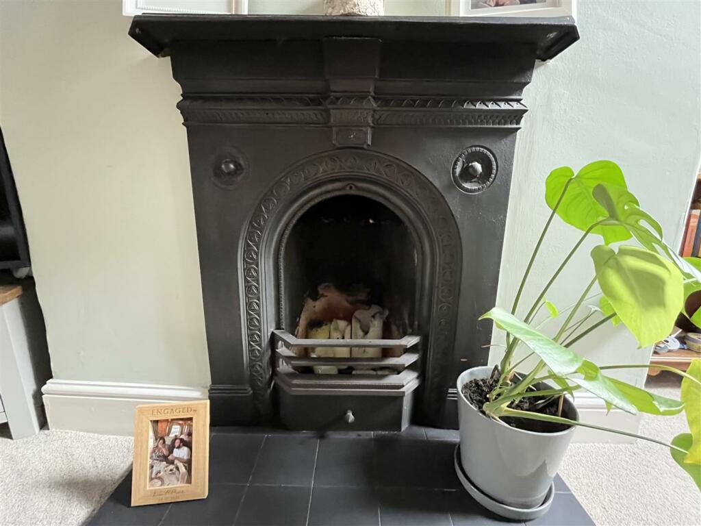 Lounge - Fireplace Feature