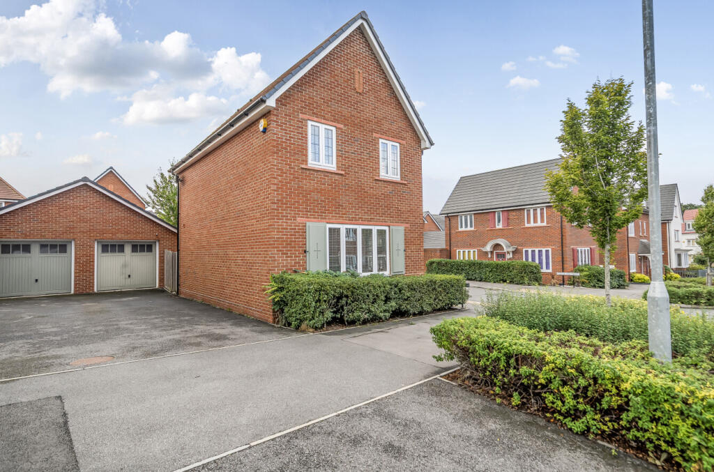 1348324-3-68b866e...