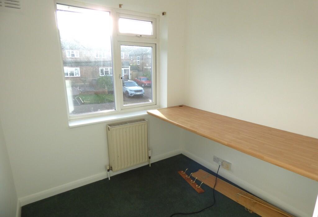 Bedroom 3/Study