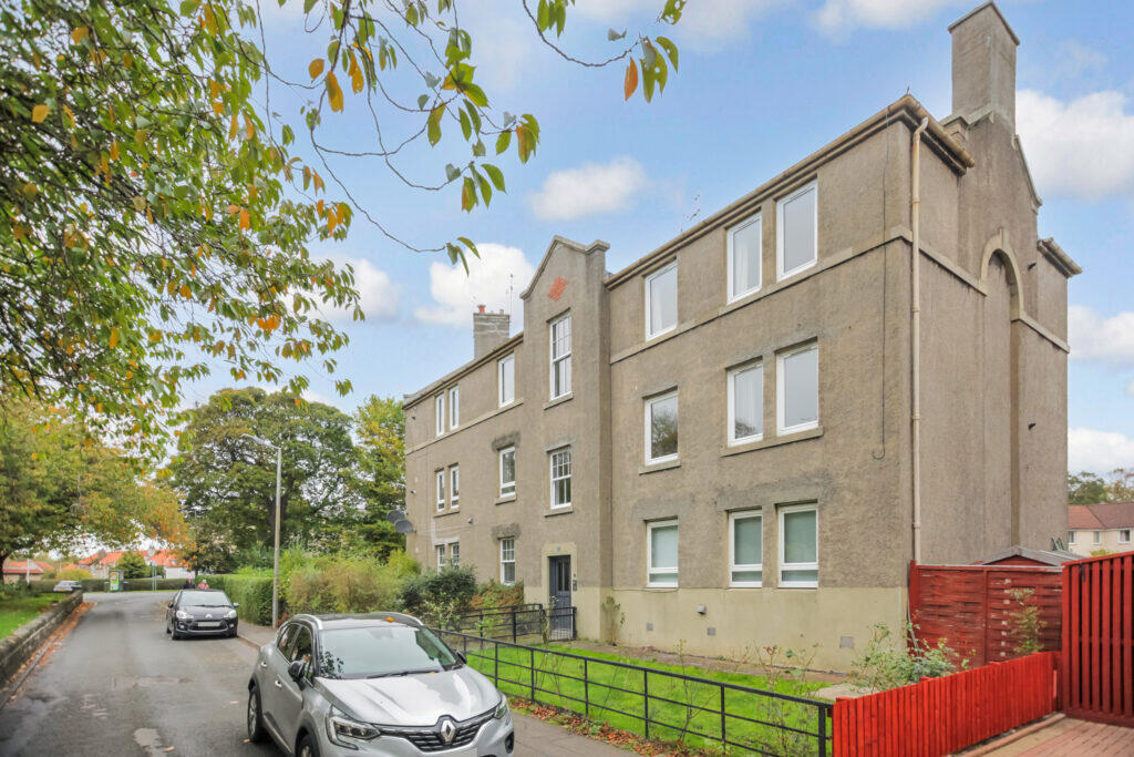 98/6 Warriston Road, Edinburgh, EH7 4HP