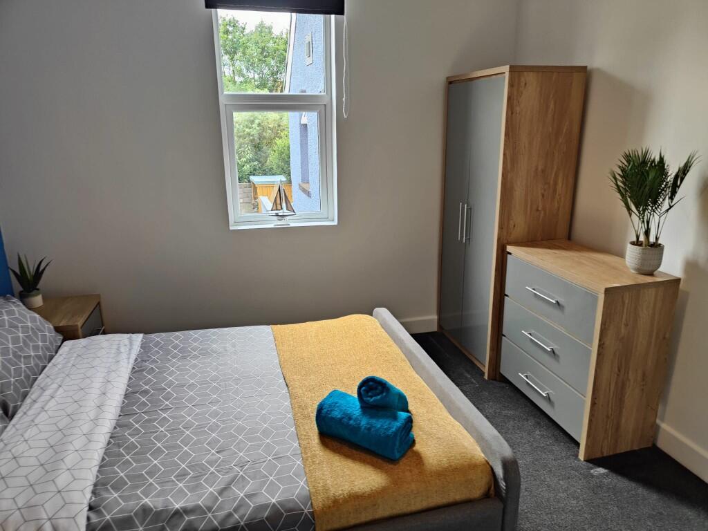 Room 3 @ £610pcm