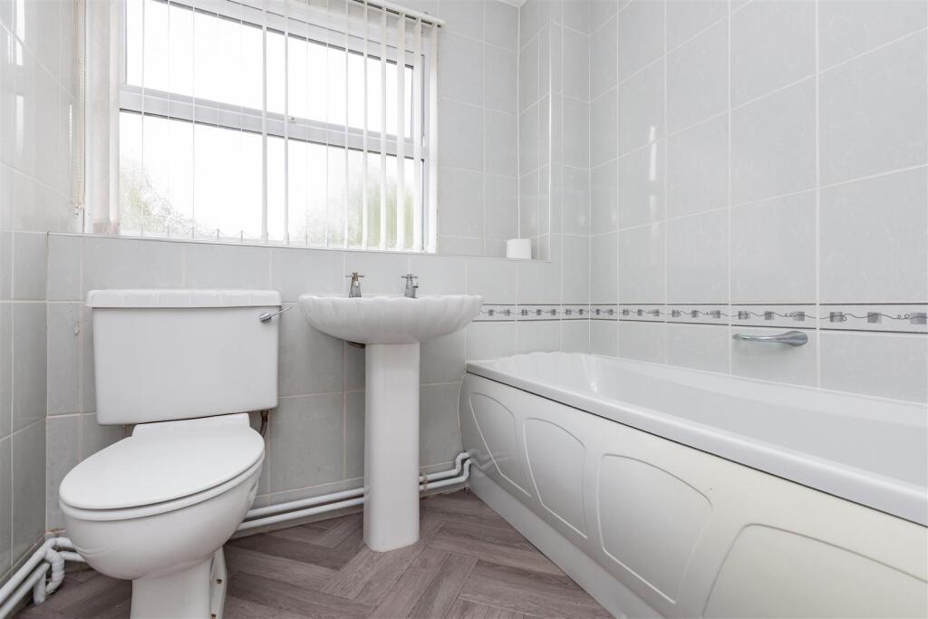 69 Punch Croft-HR17.jpg