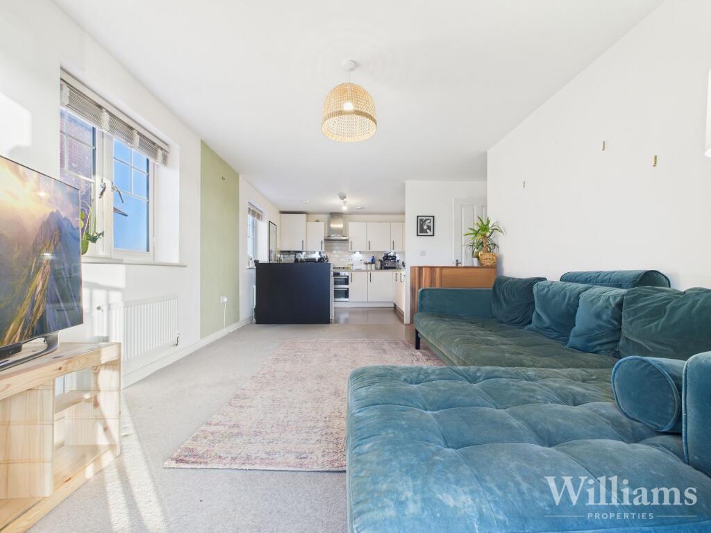 Kitchen/Living Area