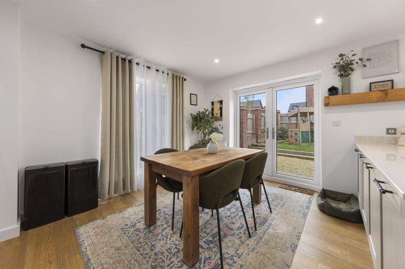 Dining-Area