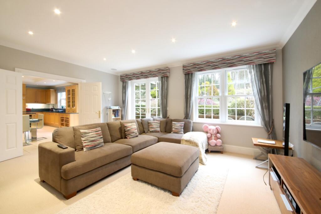 Chiltern Hse_Fami...