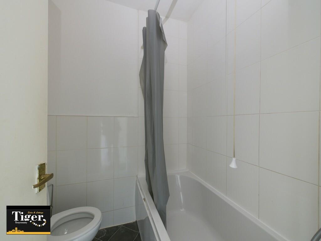 CAM03440G0-PR0042...