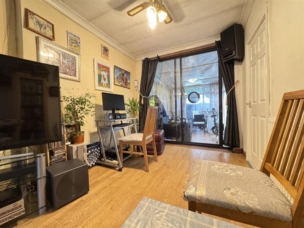 IMG_6517 (Large).JPG