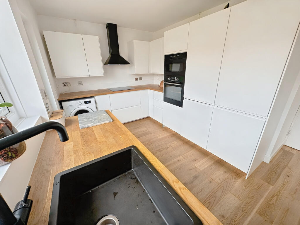 Kitchen/living/dining room