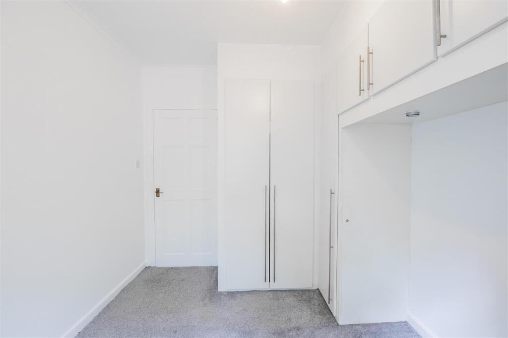 bedroom.one-1.jpg
