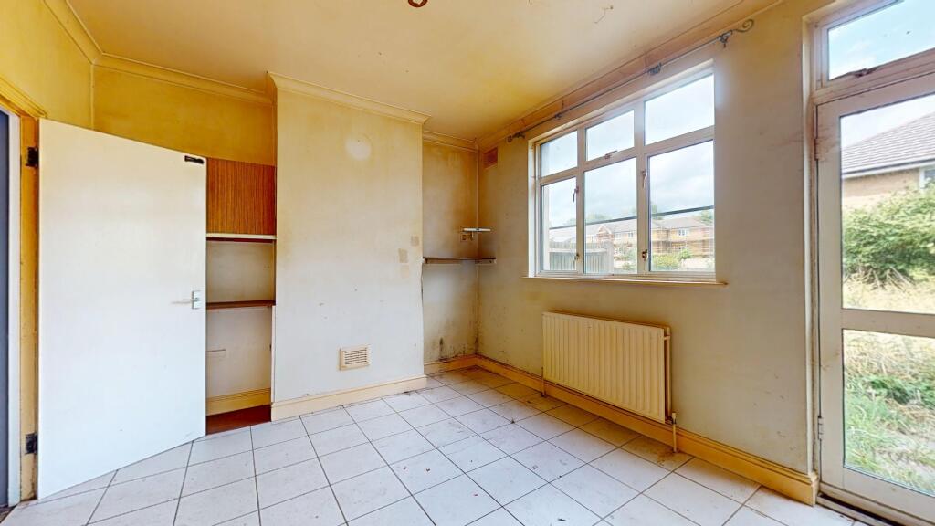 19 Wellesley Road, Slough, Berkshire, SL1 1UR