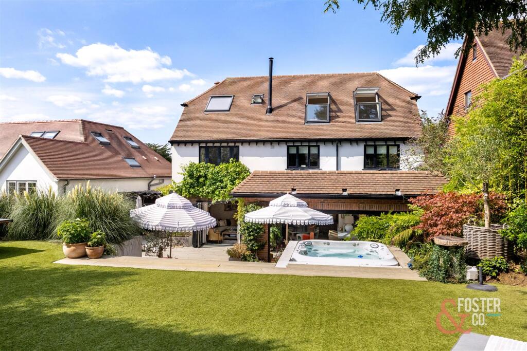 Hill Drive, 53-032.JPG