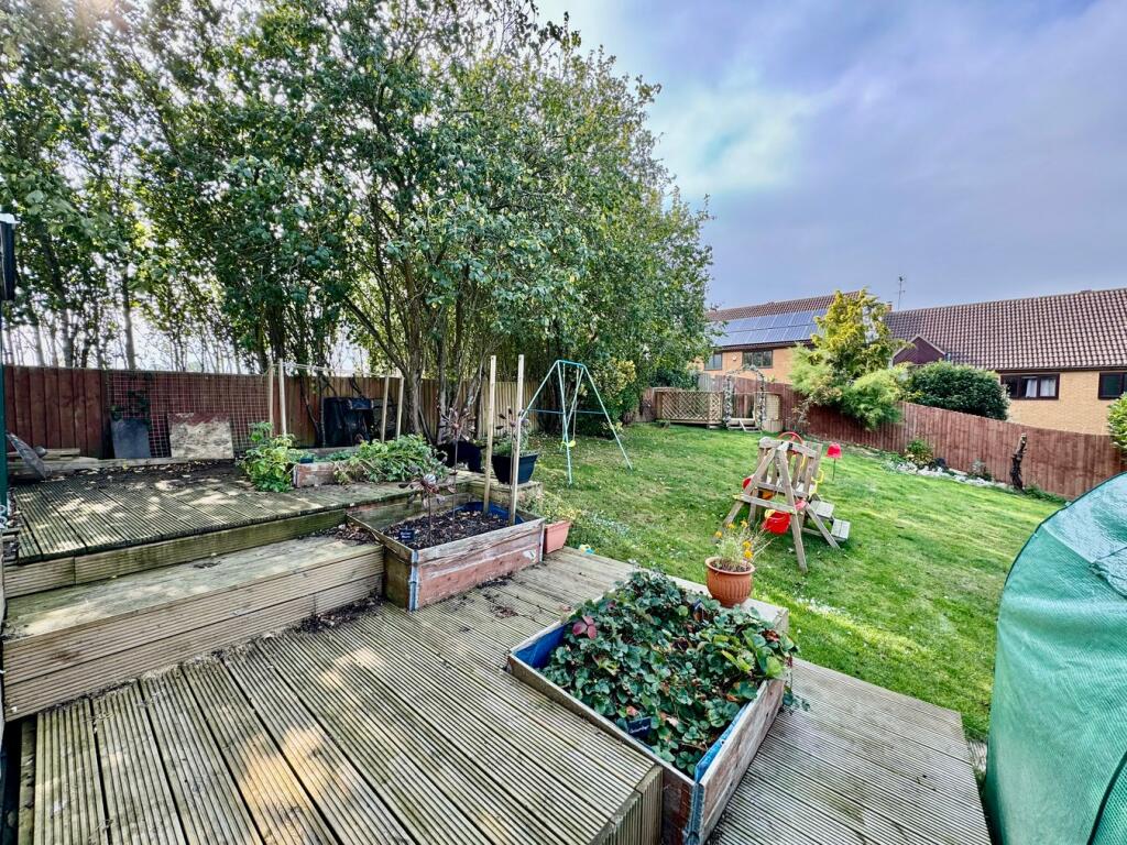 Small Raised Cultivated Areas