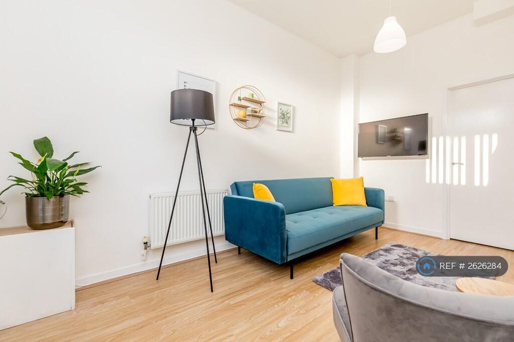 Northamptonservicedapartment Selfcatering Shortlet