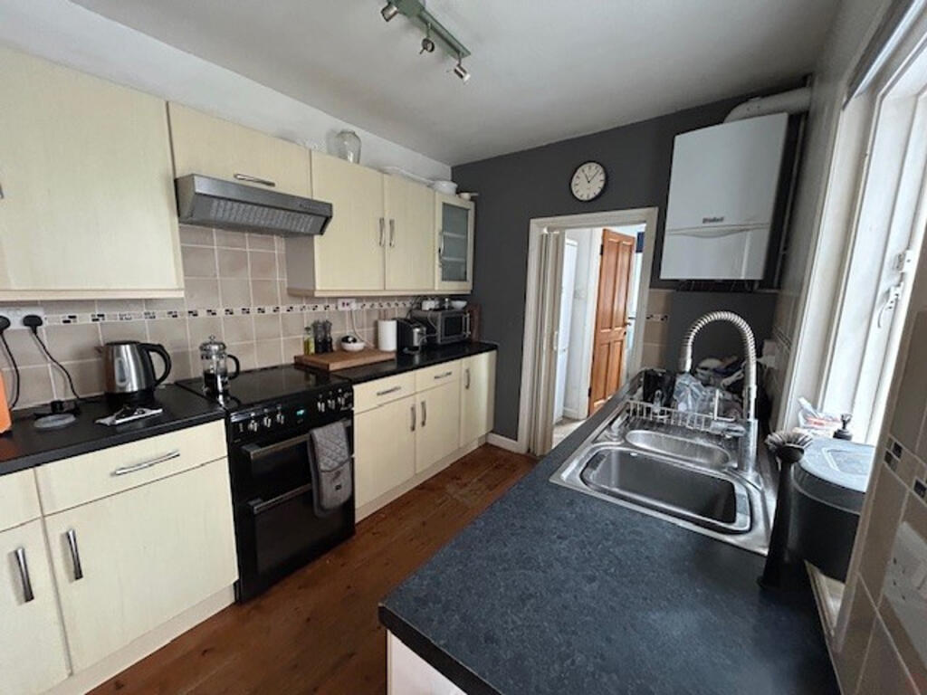 Kitchen 3