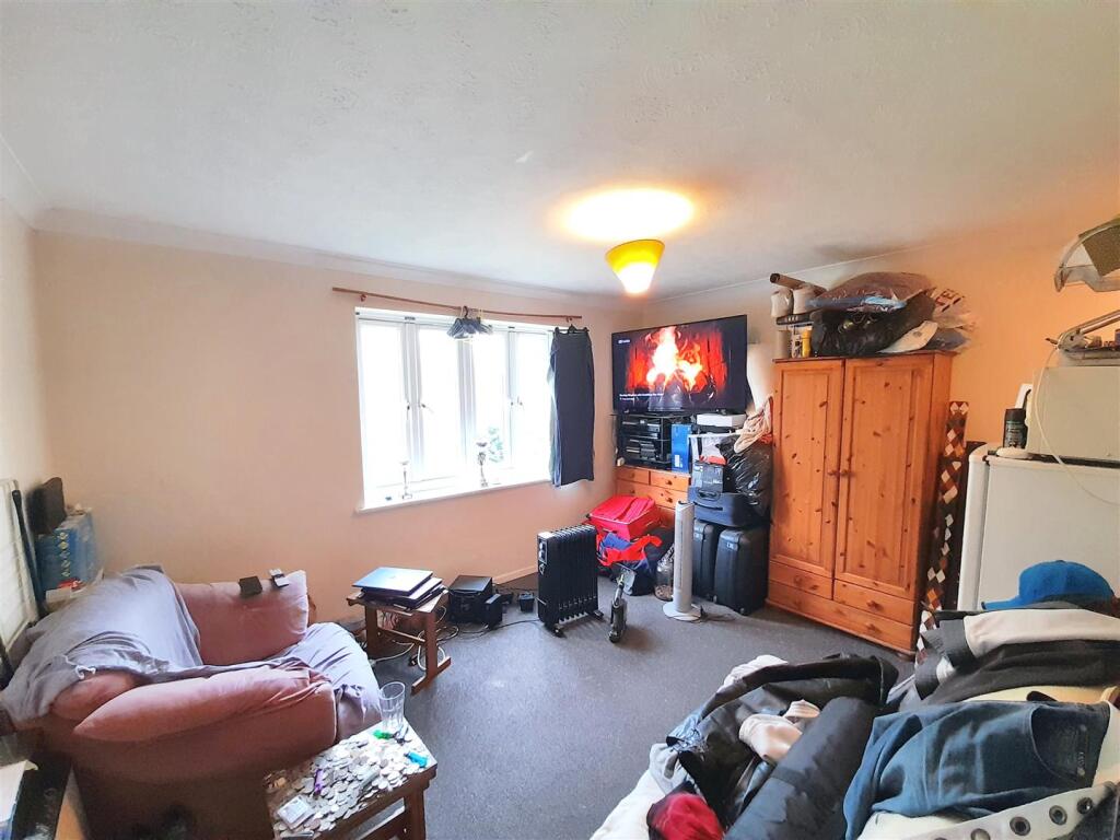 Living bedroom area 2 new.jpg